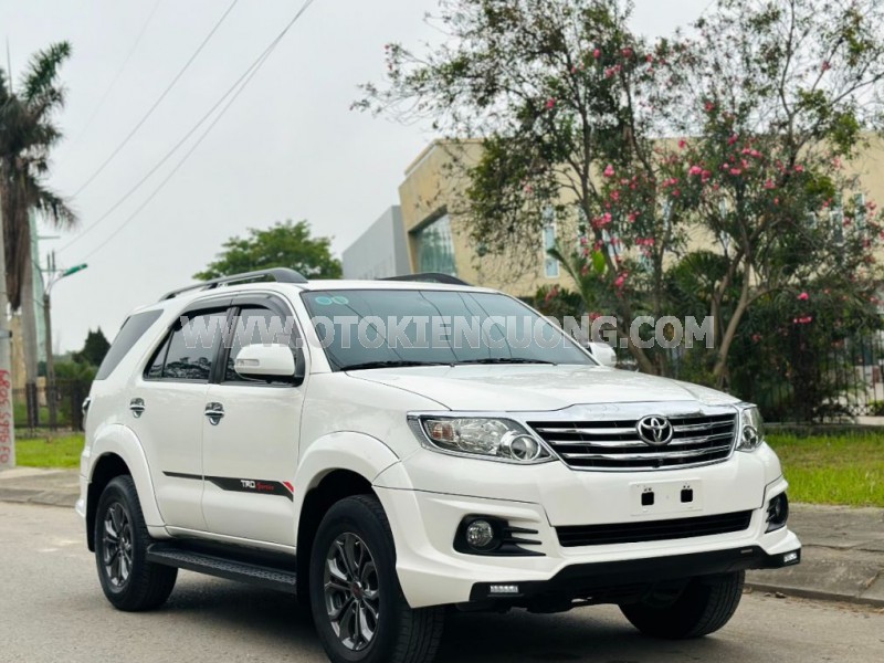 Toyota Fortuner TRD Sportivo 4x2 AT