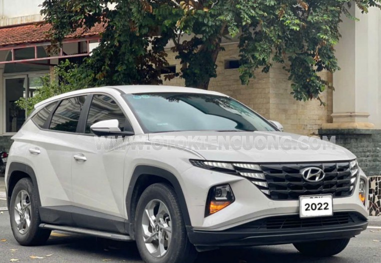 Hyundai Tucson 2.0 AT Tiêu chuẩn