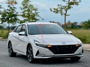 Xe Hyundai Elantra 2.0 AT Cao cấp 2022