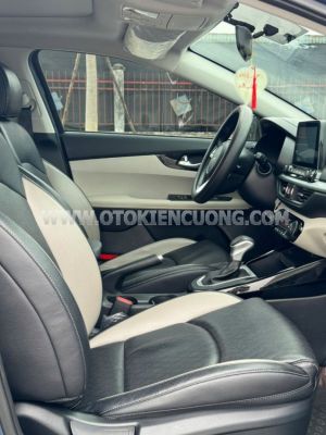 Xe Kia K3 Luxury 1.6 AT 2022