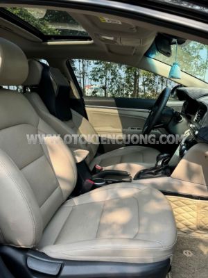 Xe Hyundai Elantra 1.6 AT 2022