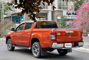 Xe Mitsubishi Triton 4x2 AT 2022