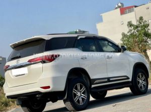 Xe Toyota Fortuner 2.7V 4x2 AT 2020