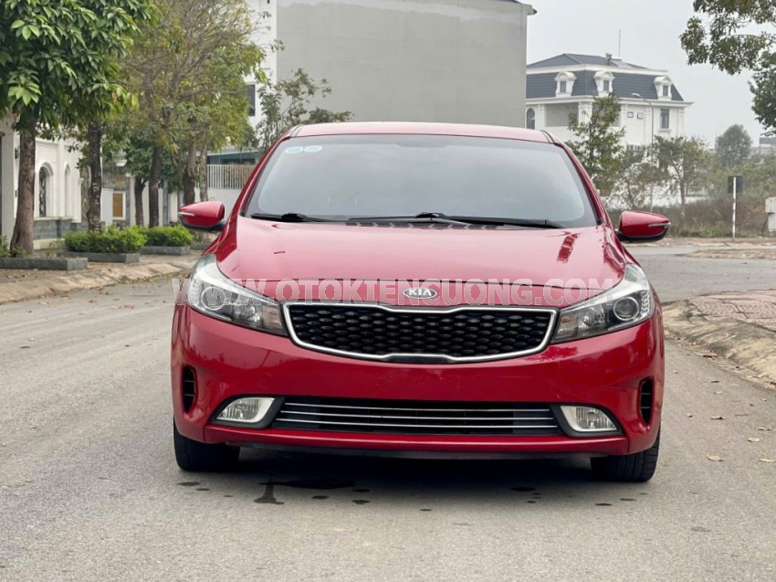 Kia Cerato 1.6 MT