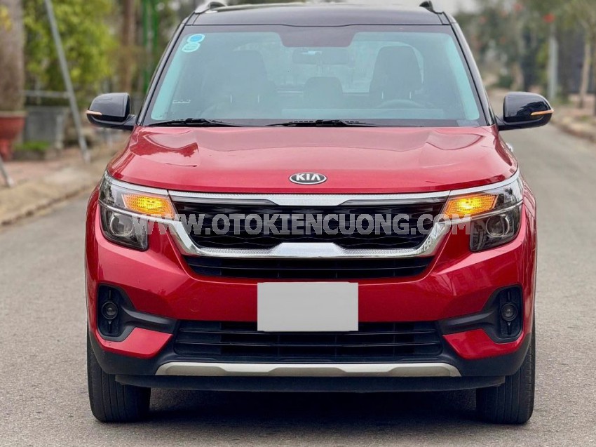 Kia Seltos Luxury 1.4 AT