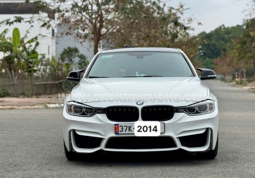 BMW 3 Series 320i