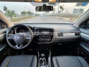 Xe Mitsubishi Outlander 2.0 CVT 2019