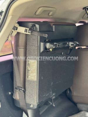 Xe Toyota Fortuner 2.7V 4x2 AT 2016