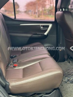 Xe Toyota Fortuner 2.7V 4x2 AT 2016
