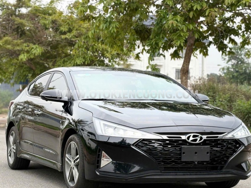 Hyundai Elantra Sport 1.6 AT