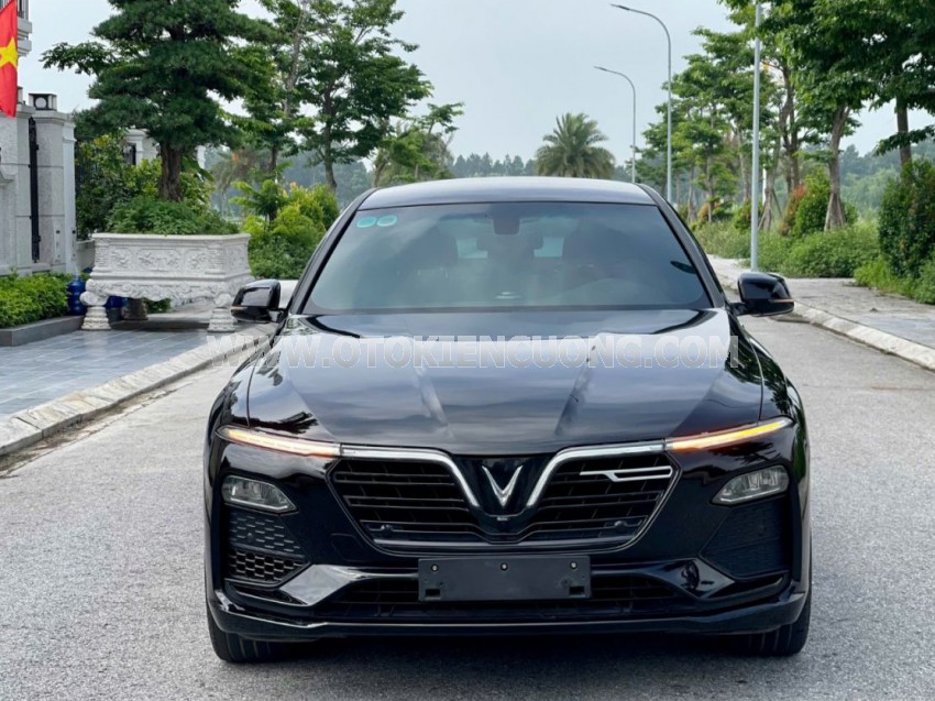 VinFast Lux A 2.0 Tiêu chuẩn