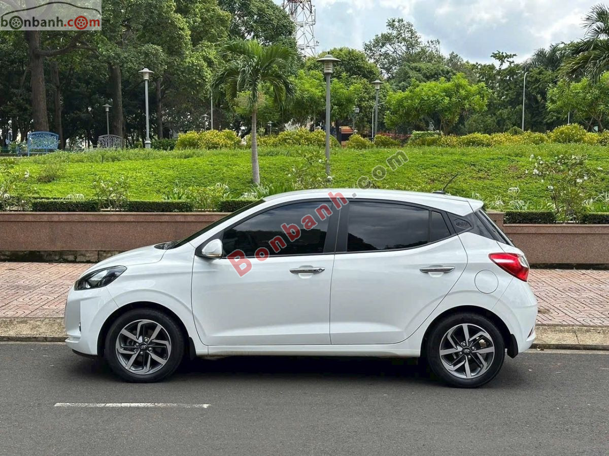 Hyundai i10 1.2 AT