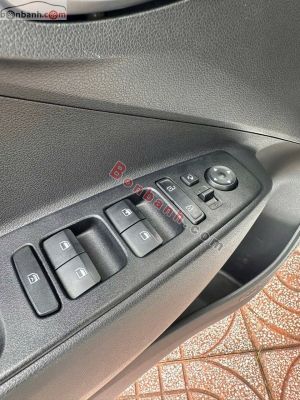 Xe Hyundai i10 1.2 AT 2023