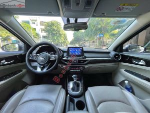 Xe Kia Cerato 1.6 AT Luxury 2020