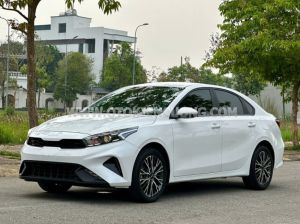 Xe Kia K3 Deluxe 1.6 MT 2022