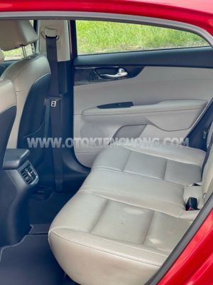 Xe Kia Cerato 1.6 AT Luxury 2019