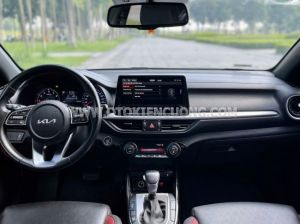 Xe Kia K3 Premium 2.0 AT 2022