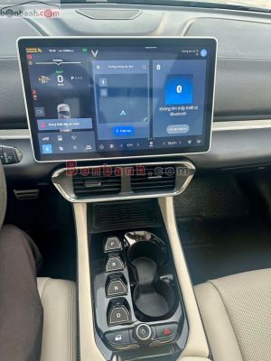 Xe VinFast VF8 Plus AWD 2023