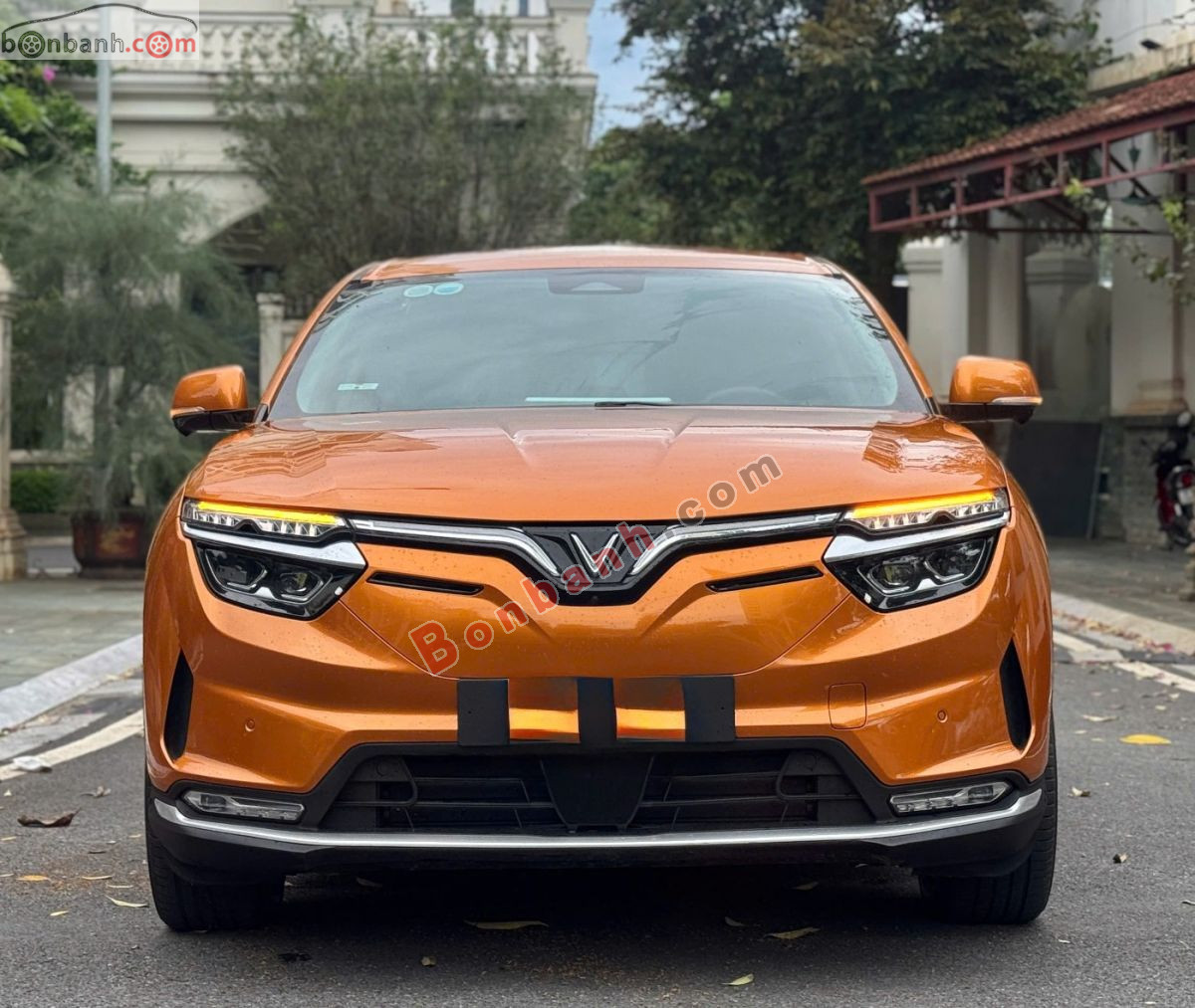 VinFast VF8 Eco AWD