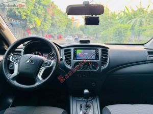 Xe Mitsubishi Triton 4x2 AT 2022