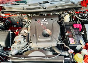 Xe Mitsubishi Triton 4x2 AT 2022