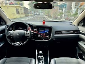 Xe Mitsubishi Outlander 2.0 CVT 2024