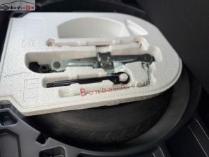 Xe Toyota Corolla Cross 1.8V 2025