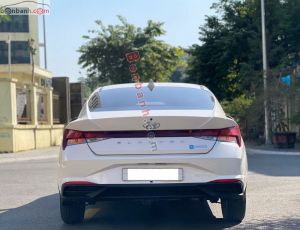 Xe Hyundai Elantra 1.6 AT Tiêu chuẩn 2023