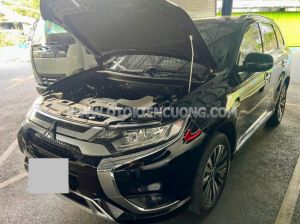 Xe Mitsubishi Outlander Premium 2.0 CVT 2023