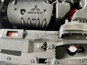 Xe Mitsubishi Outlander Premium 2.0 CVT 2023