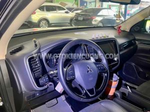 Xe Mitsubishi Outlander Premium 2.0 CVT 2023