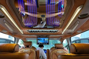 Xe Ford Tourneo Limousine Trend 2.0 AT 2019
