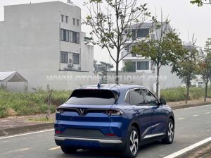 Xe VinFast VF8 Eco AWD 2023