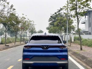 Xe VinFast VF8 Eco AWD 2023