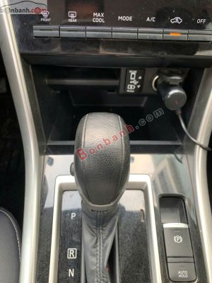 Xe Mitsubishi Xpander Cross 1.5 AT 2023