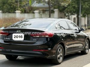 Xe Hyundai Elantra 1.6 MT 2016