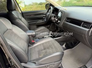 Xe Mitsubishi Outlander 2.0 CVT 2023