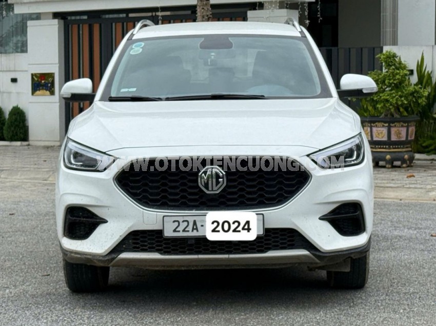 MG ZS Standard 1.5 AT 2WD