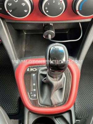 Xe Hyundai i10 Grand 1.2 AT 2021