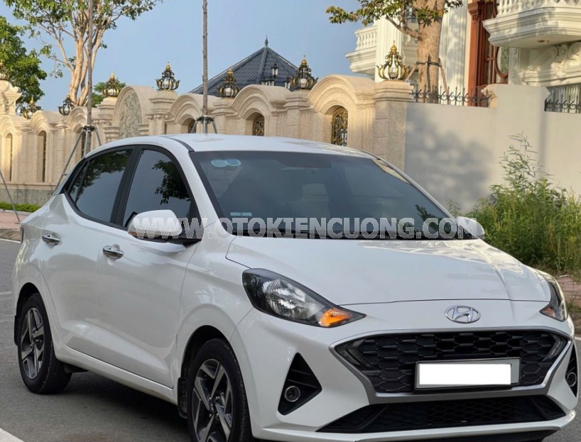 Hyundai i10 1.2 AT