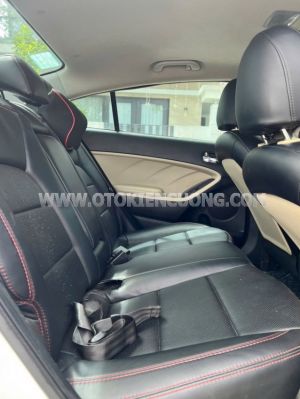 Xe Kia Cerato 1.6 AT 2017