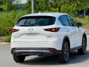 Xe Mazda CX5 Deluxe 2.0 AT 2024