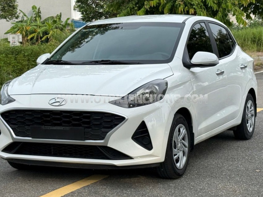 Hyundai i10 1.2 AT Tiêu Chuẩn 2023