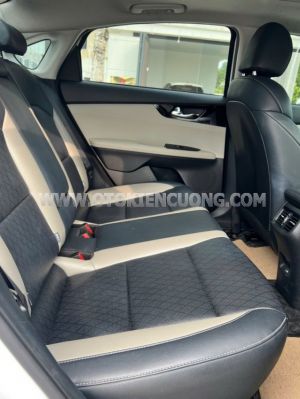 Xe Kia K3 Luxury 1.6 AT 2024