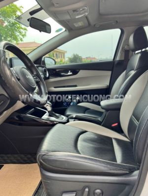 Xe Kia K3 Luxury 1.6 AT 2024