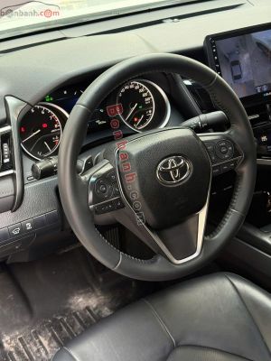 Xe Toyota Camry 2.0Q 2023