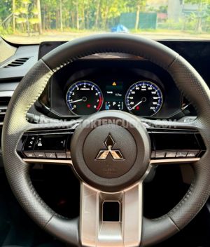 Xe Mitsubishi Xforce Premium 2024