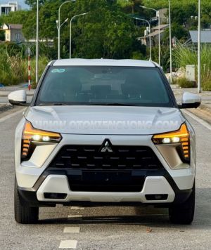 Xe Mitsubishi Xforce Premium 2024