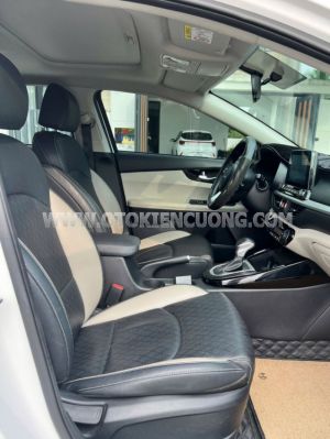 Xe Kia K3 Luxury 1.6 AT 2024