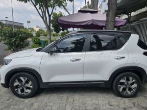 Xe Kia Sonet Luxury 1.5 AT 2023
